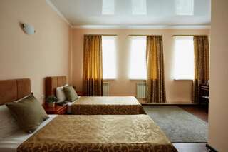 Отель Каширская Тюмень Центр Тюмень Стандартный двухместный номер с 2 отдельными кроватями-5