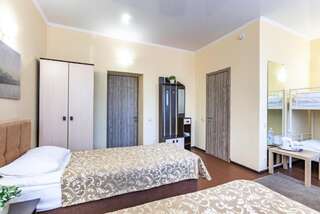 Отель Каширская Тюмень Центр Тюмень Стандартный двухместный номер с 2 отдельными кроватями-2
